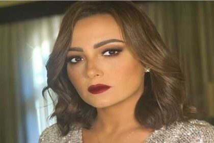 bushra2 420x280 - بشري تطرح "رنة الخلخال" رابع اغاني ألبومها الجديد "في حتة تالتة"