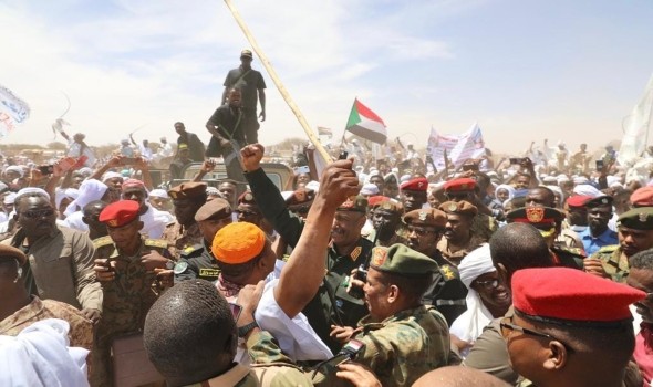 sudannee - القوات المسلحة السودانية تُعلن التصدي لهجوم بمحيط القيادة العامة وتعرض البنك المركزي للنهب