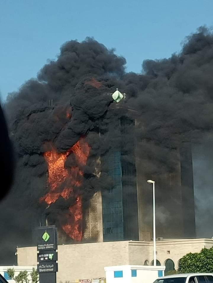 343989330 957379928613869 722859770780239856 n - عاجل : حريق ضخم في المقر المركزي لبنك الزيتونة بتونس العاصمة