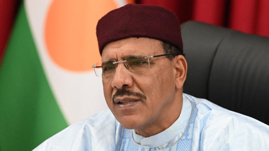Bazoum  860x484 - عناصر في الحرس الوطني تحتجز رئيس النيجر.. قلق أوروبي وتنديد أفريقي