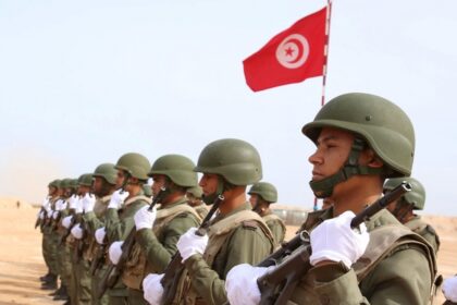 Forces armees tunisiennes 1024x691 1 420x280 - وزارة الدفاع تدعو هؤلاء إلى تسوية وضعياتهم إزاء قانون الخدمة الوطنية